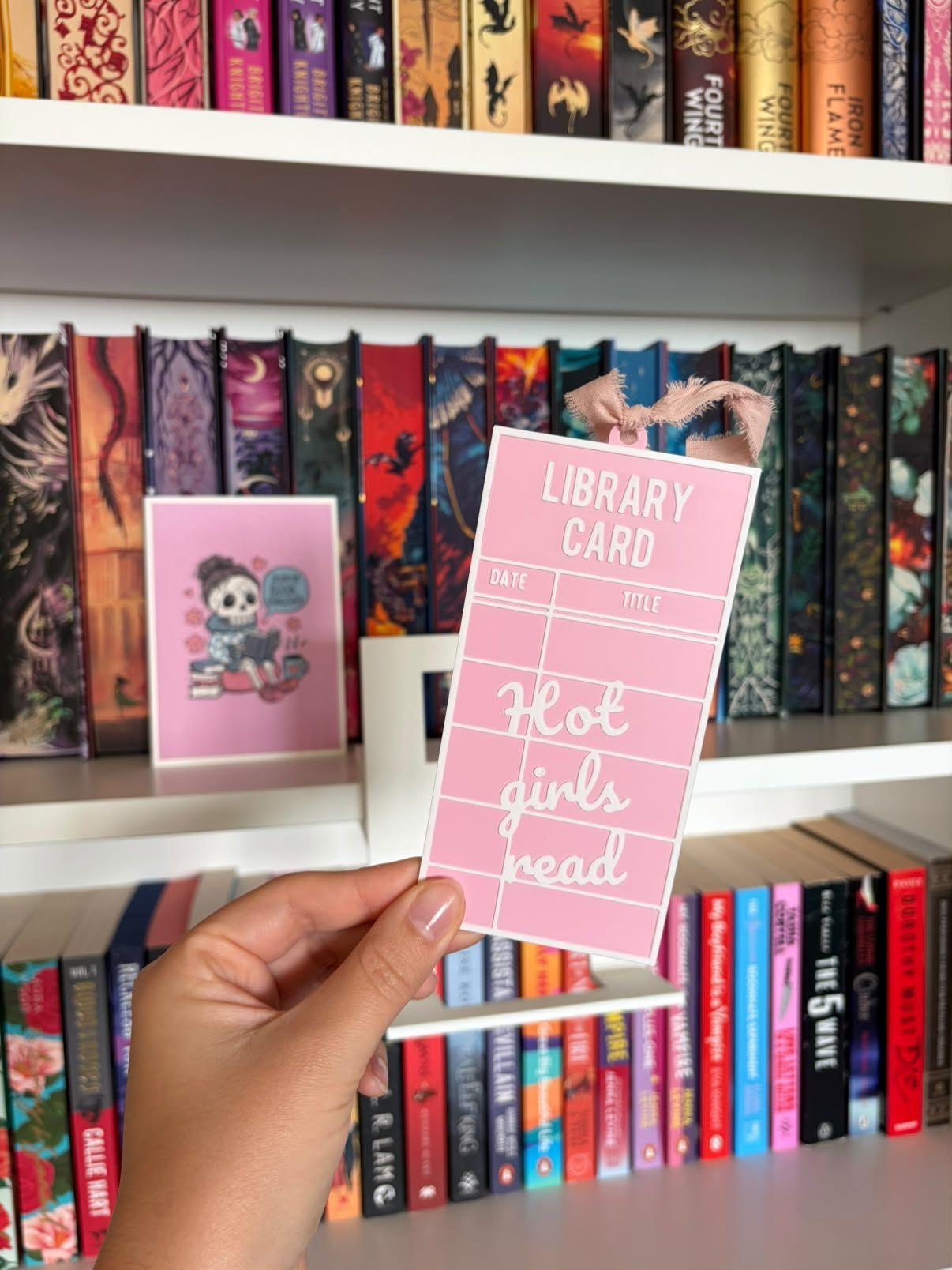 Hot Girls Read